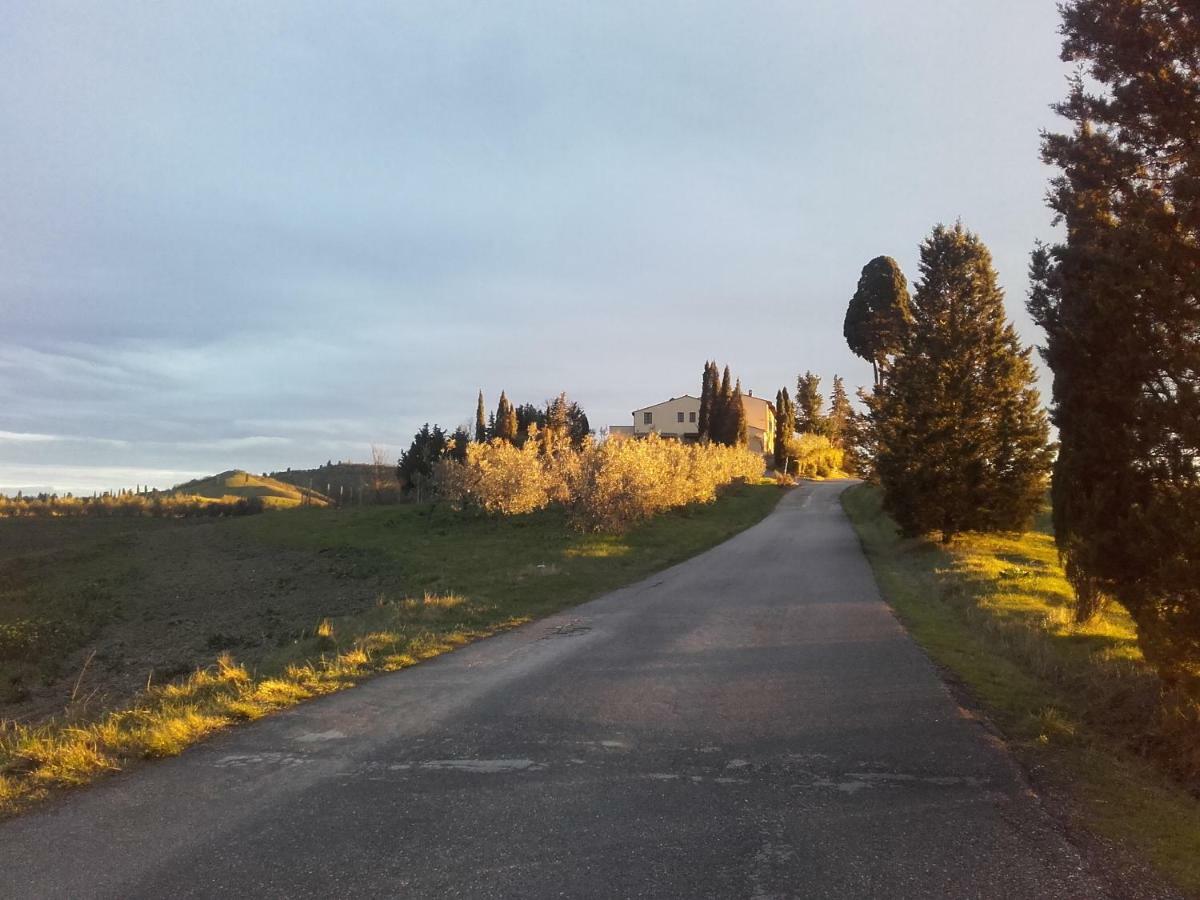 Agriturismo Il Torrione Чертальдо Экстерьер фото