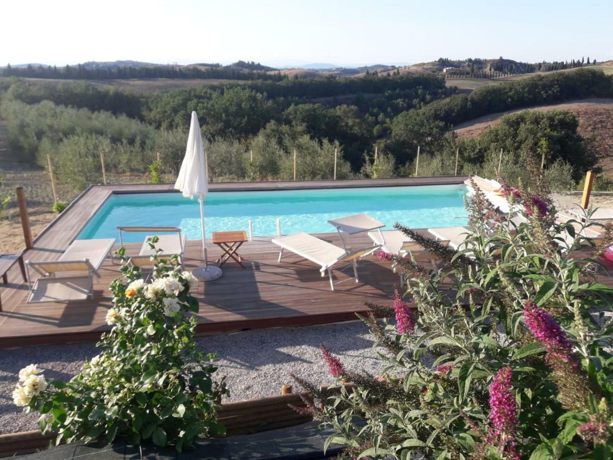 Agriturismo Il Torrione Чертальдо Экстерьер фото