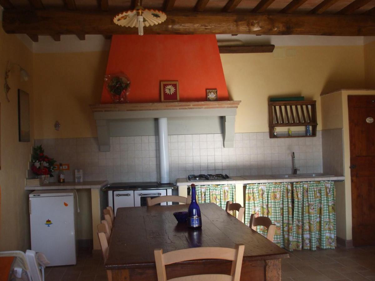 Agriturismo Il Torrione Чертальдо Номер фото